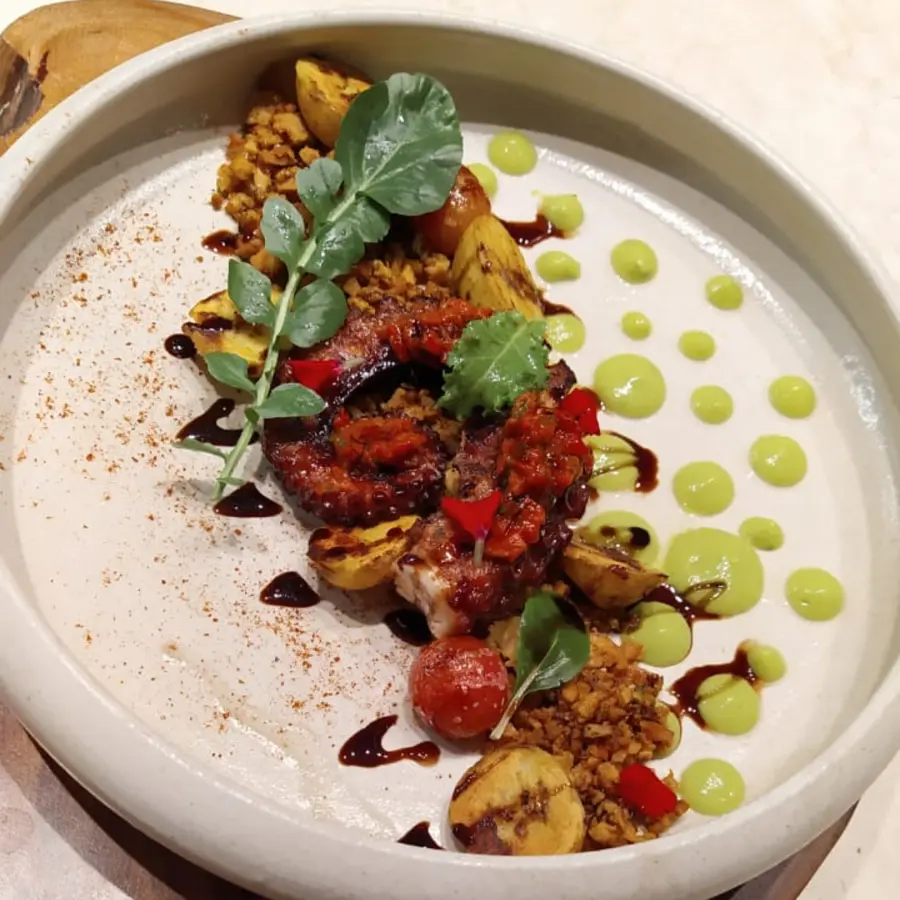 creation thumb for Pulpo asado con chorizo