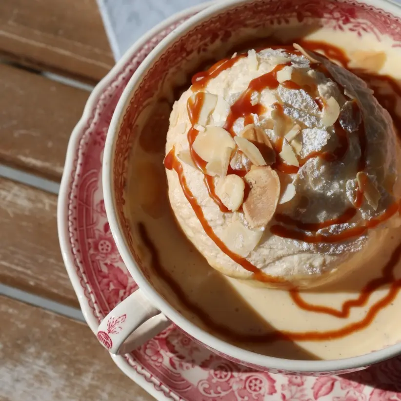 creation thumb for Floating Island : Vanilla Custard & Meringue