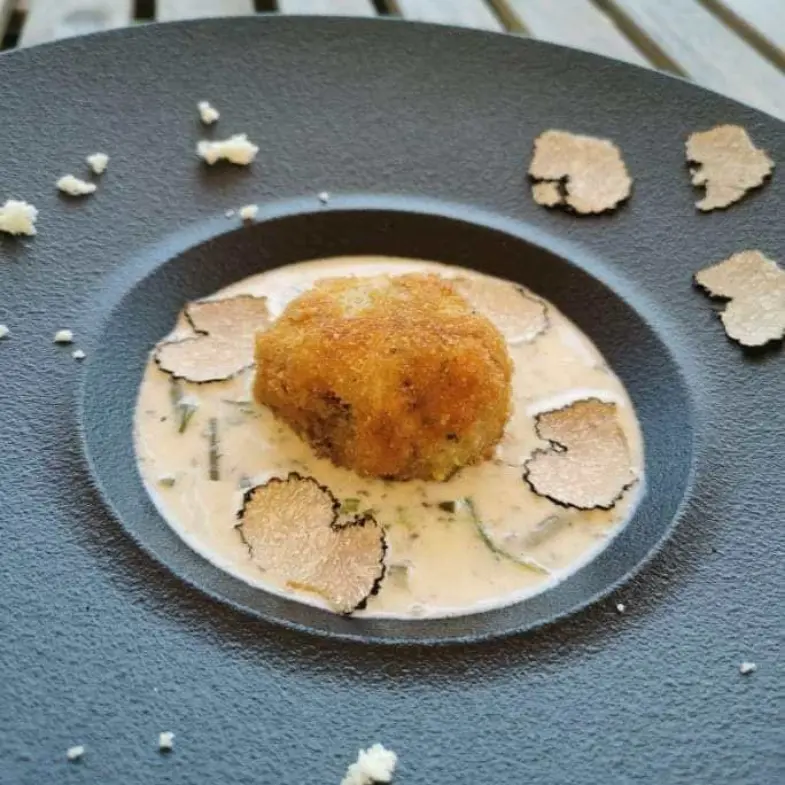 creation thumb for Arancin with asparagus, asparagus cream with black truffle