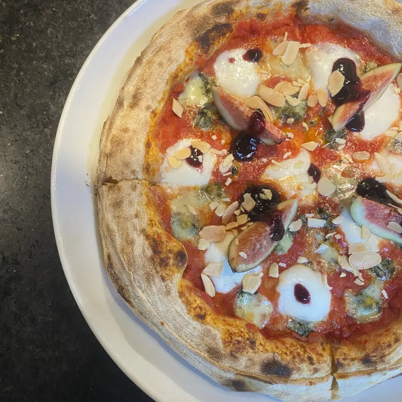 creation thumb for Massa de pizza Napolitana