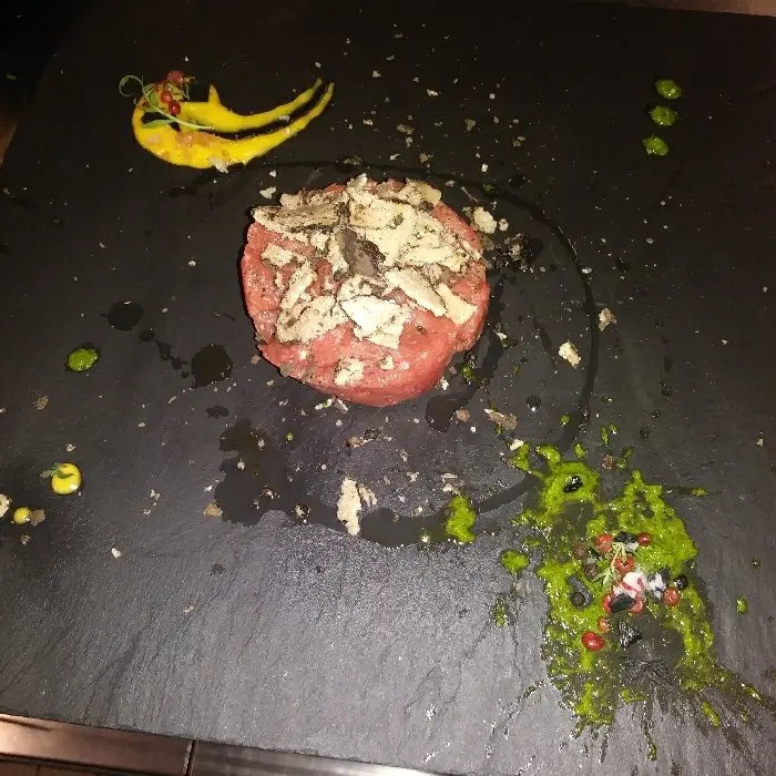 creation thumb for Battuta di fassone piemontese, con tartufo nero