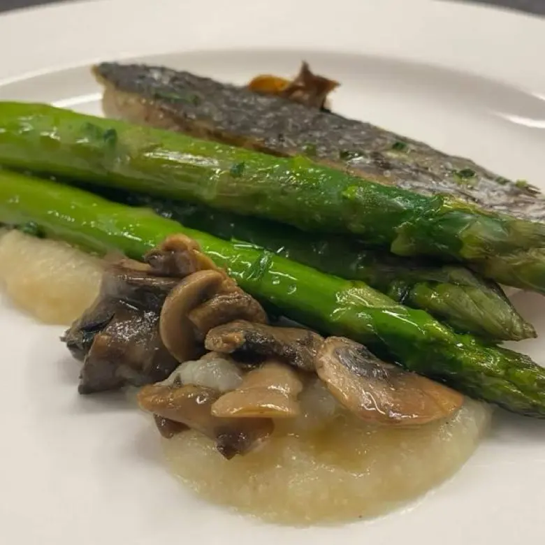 creation thumb for Croaker, asparagus, champignons on vanilla celeriac