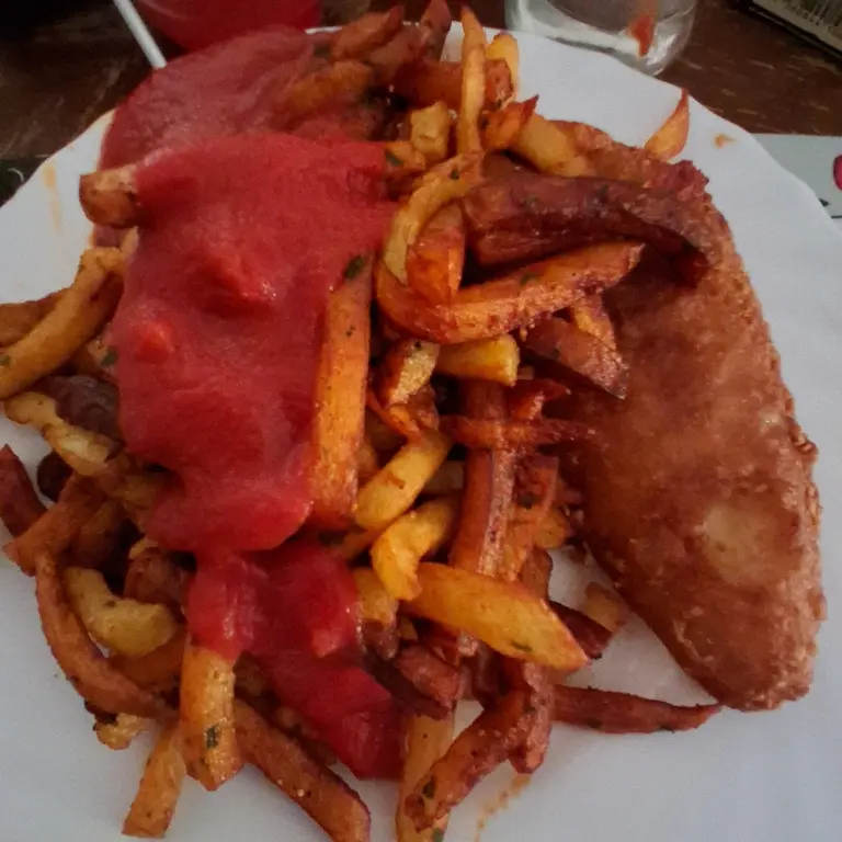 creation thumb for Pommes mit Backfisch 🍟