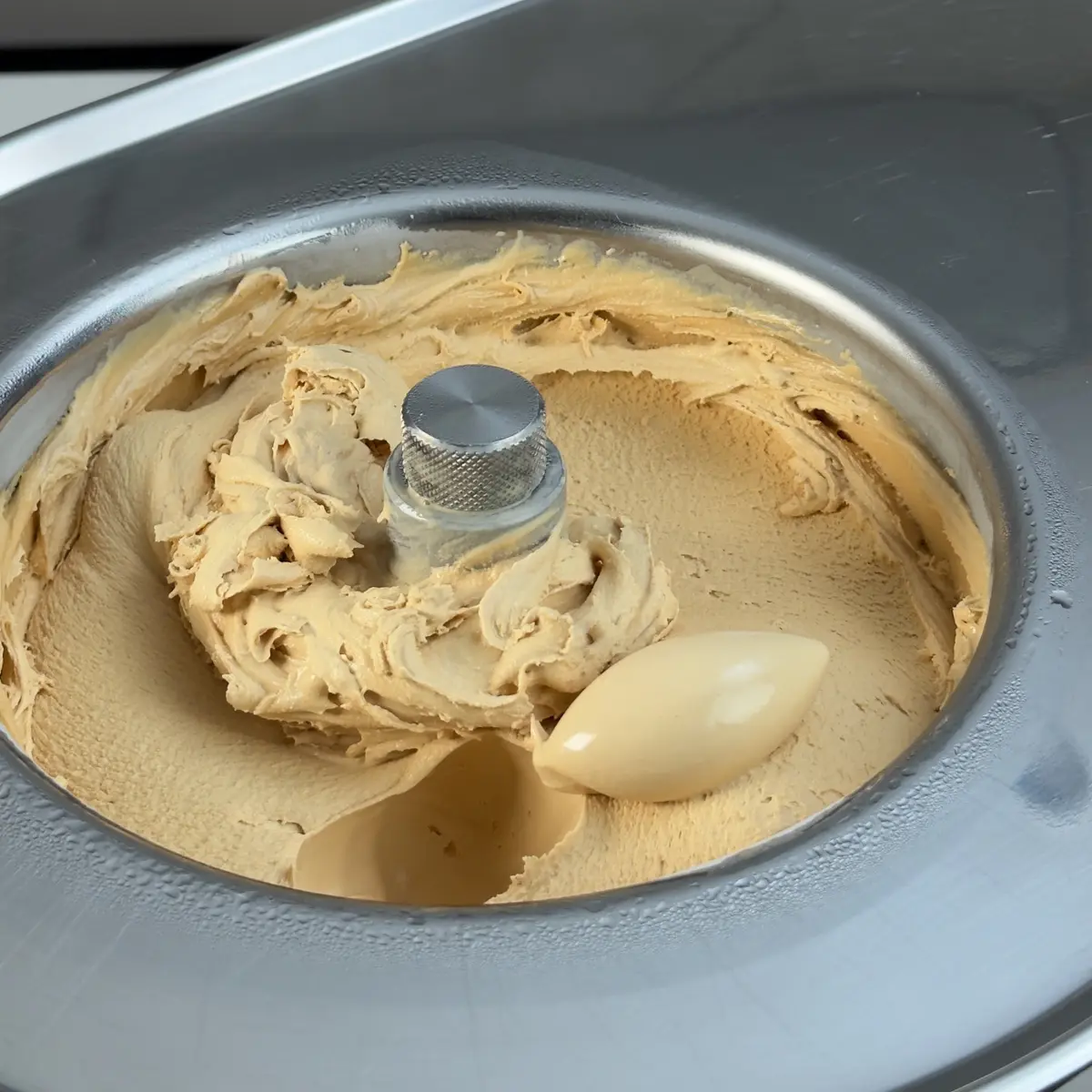 creation thumb for Dulce de Leche and Cream Cheese Ice Cream