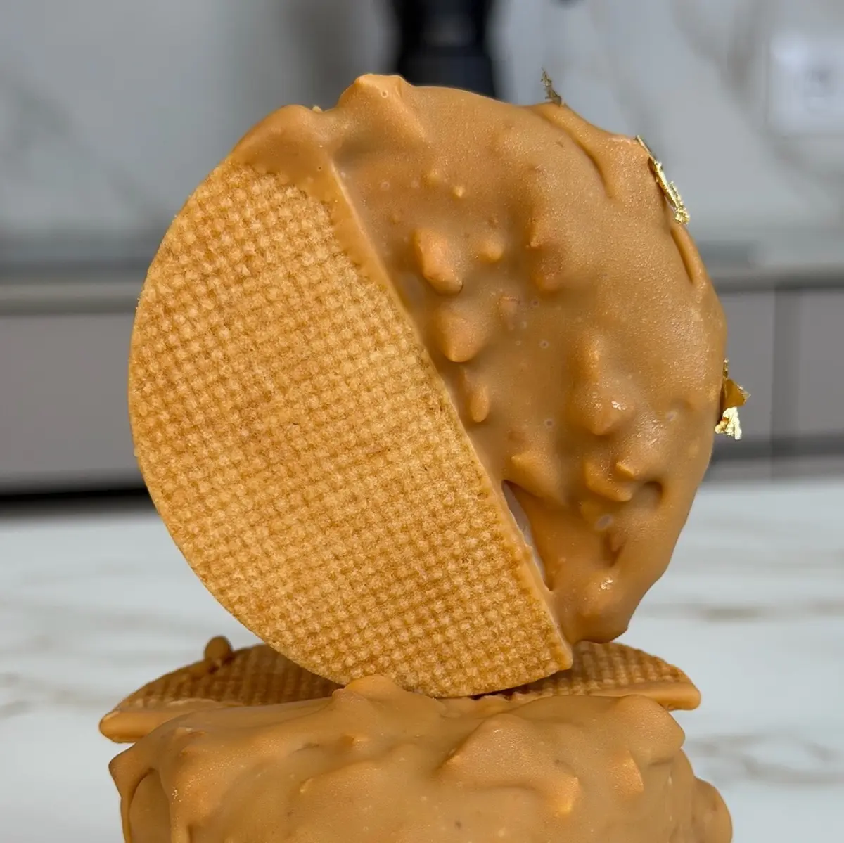 creation thumb for BANANA, VANILLA AND DULCEY ICE CREAM SANDWICH