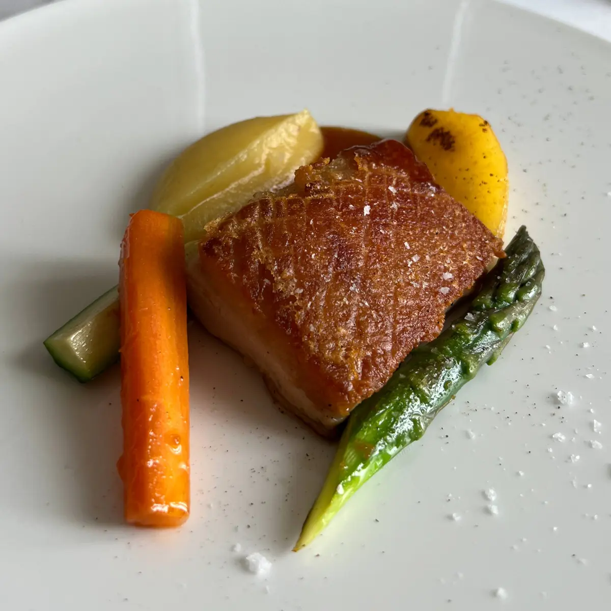 creation thumb for Poitrine de Porc de Lait, Crème de Pomme, Pommes au Piment