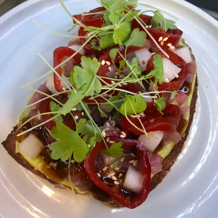 creation thumb for Yellowfin tuna tartare 