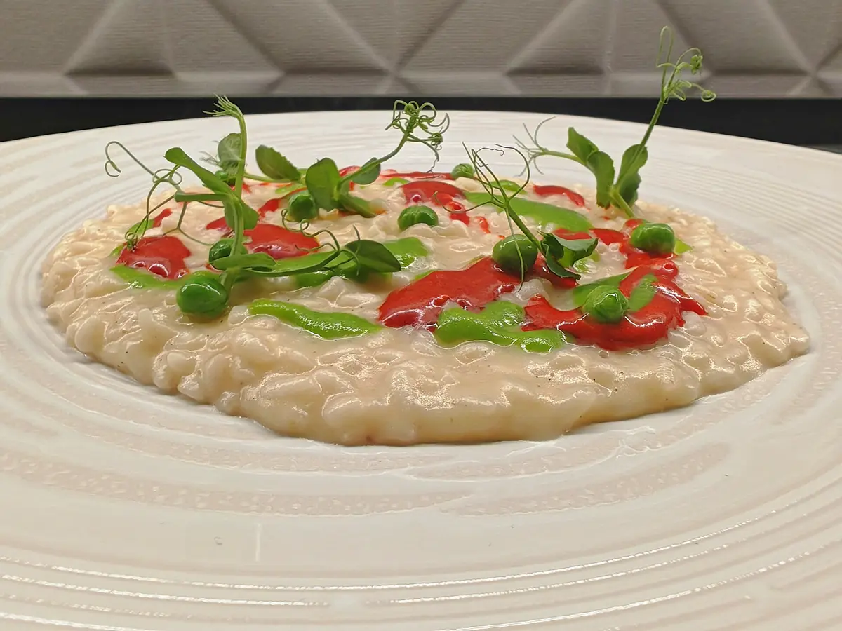 creation thumb for Risotto vaniglia, nduja e piselli in consistenze