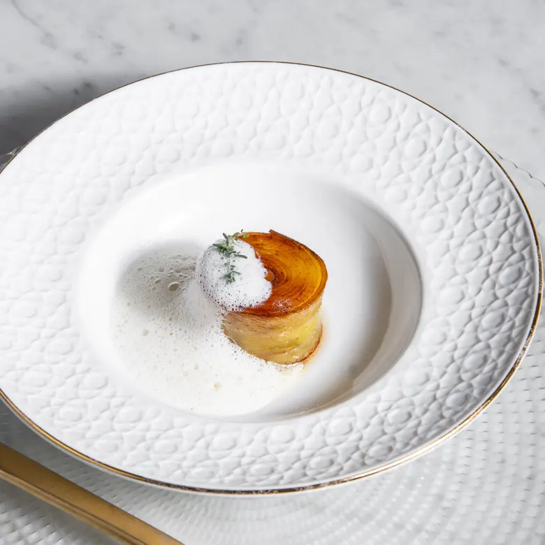 creation thumb for Pommes fondant roll with cream foam