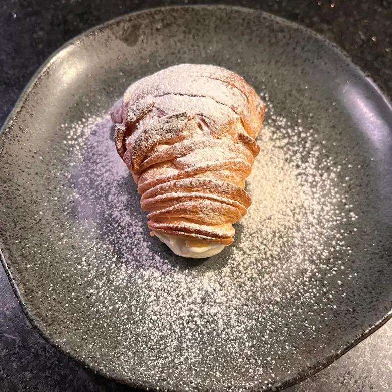 creation thumb for Curly puff pastry