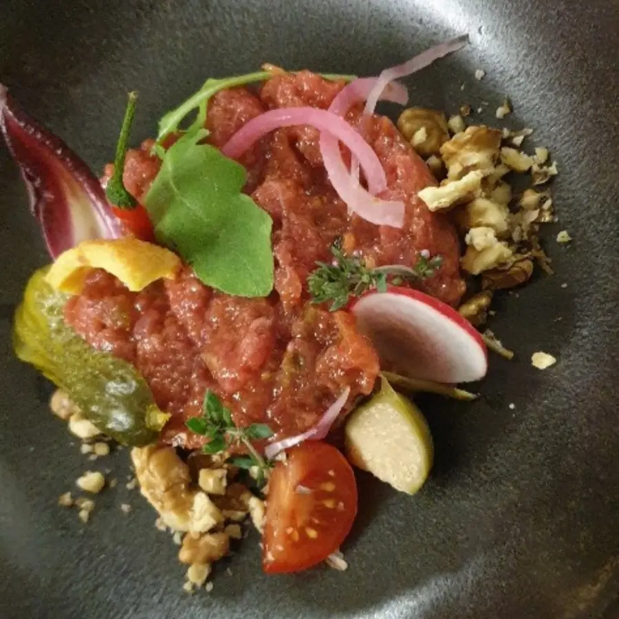 creation thumb for Beef Tatar with raspberries