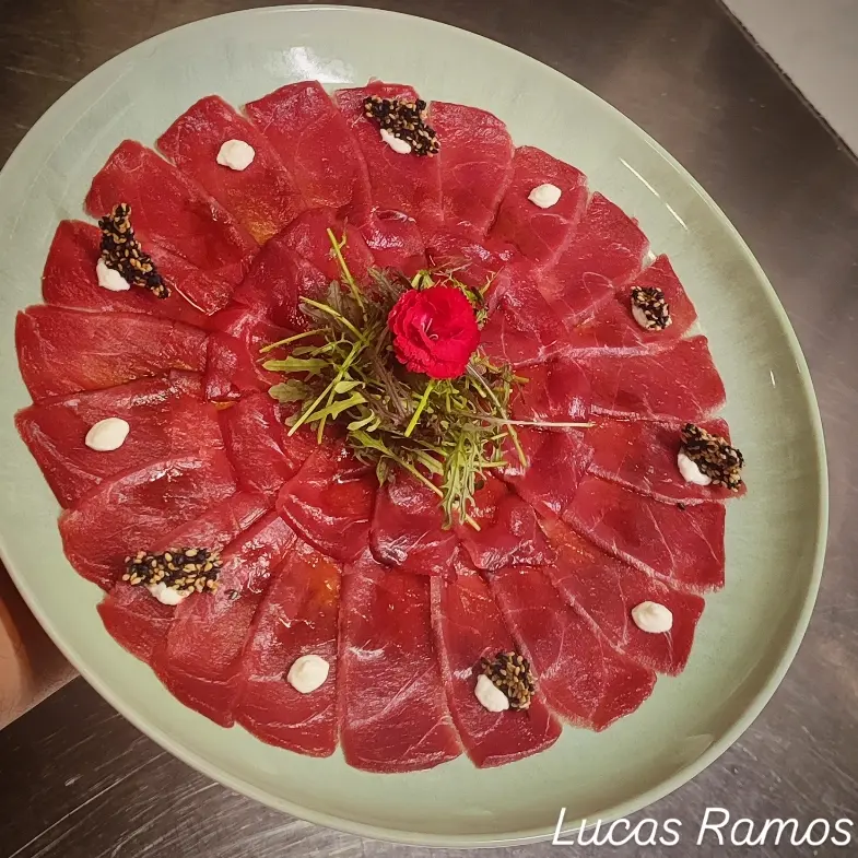 creation thumb for Bluefin, aioli, croccante al sesamo e mizuna