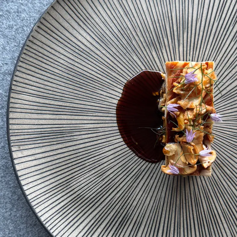 creation thumb for Crispy Boneless Chicken Leg, Chanterelles and Chicken Jus
