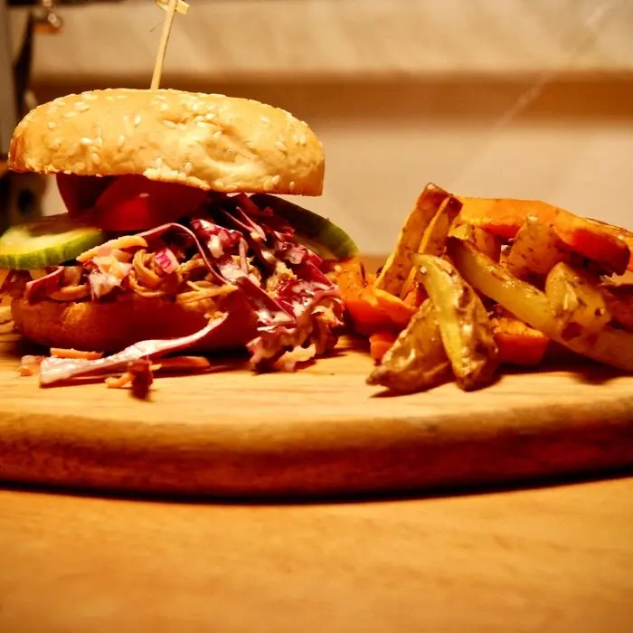 creation thumb for Pulled pork burger mit Coleslaw