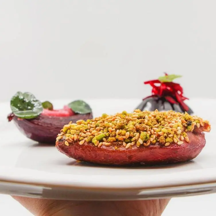 creation thumb for Flanders Pigeon / Red onion / Beetroot 