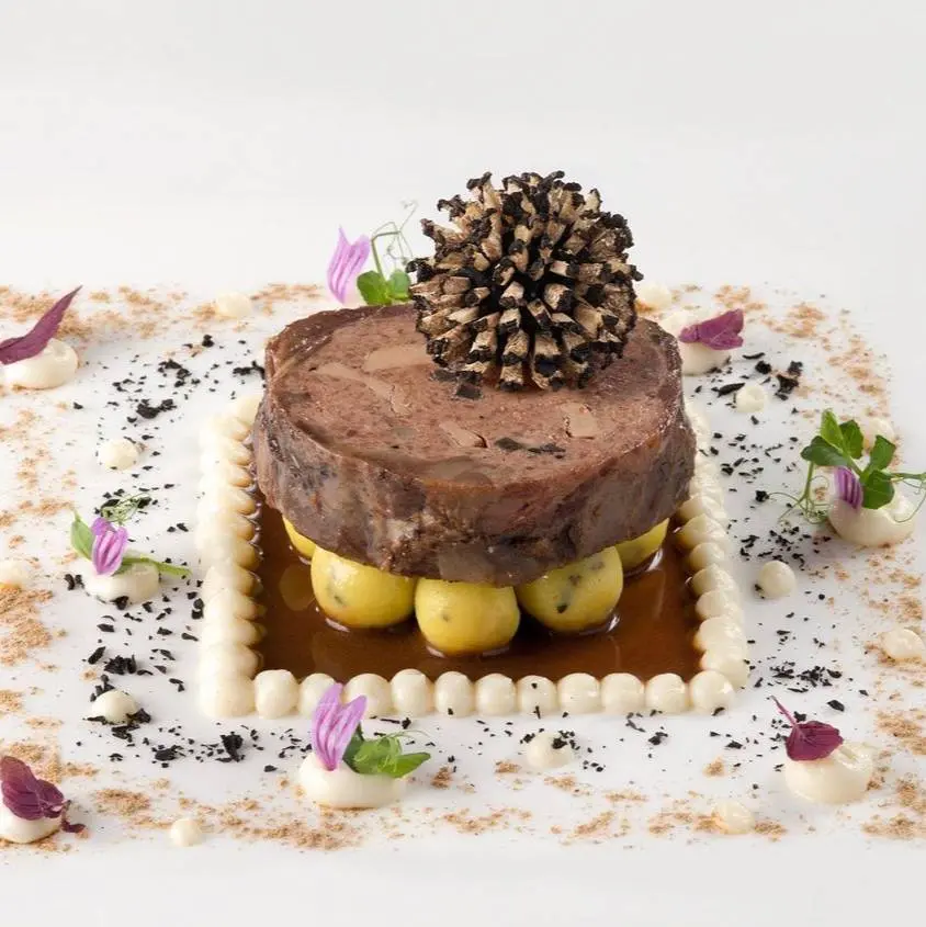 creation thumb for Lièvre à la royale