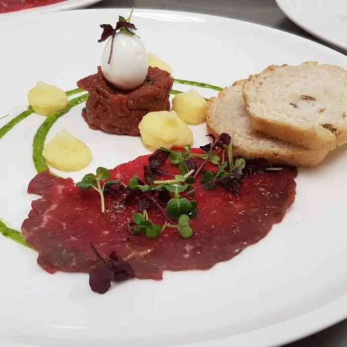 creation thumb for Rindercarpaccio mit Beef tartar und Kartoffel-Lauch Creme