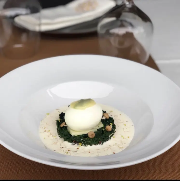creation thumb for Oeuf 🥚 mollet aux champignons 🍄 épinards ***