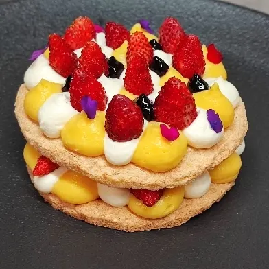 creation thumb for Japonais/Elderberry/Cream Cheese/Wild Strawberries