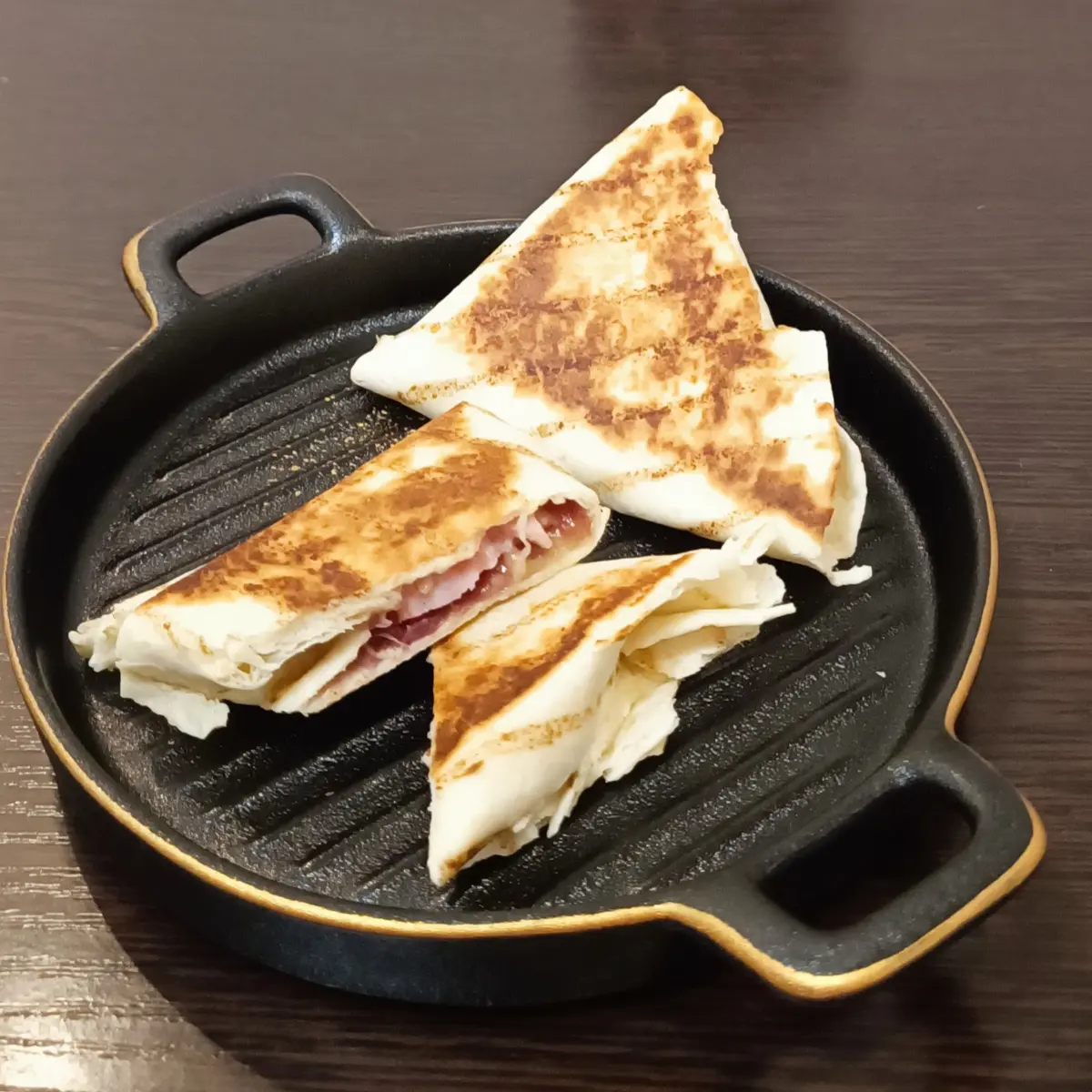 creation thumb for Triangle with smoked chicken