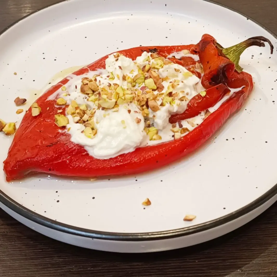 creation thumb for Baked Ramiro pepper with strachatella and anchovy paste