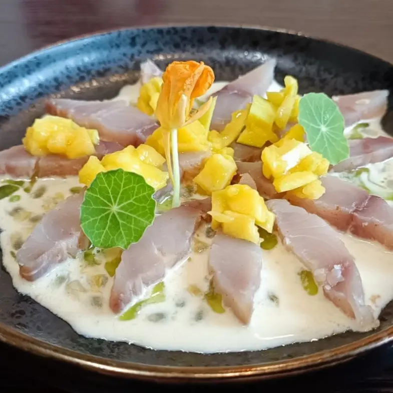 creation thumb for Smoked Royal yellowtail with mango and coconut