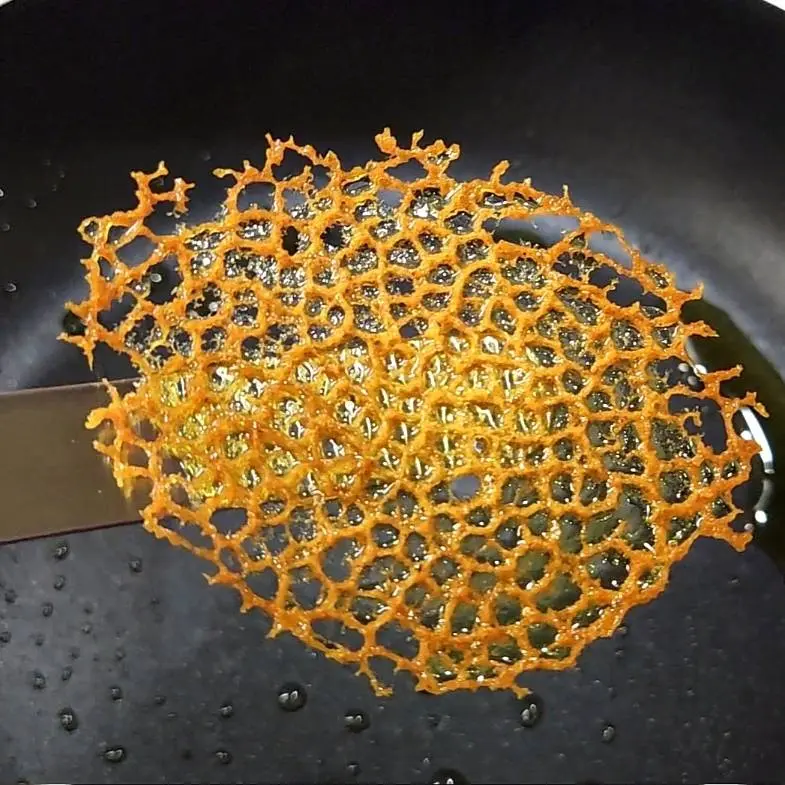 creation thumb for Spicy turmeric coral tuile
