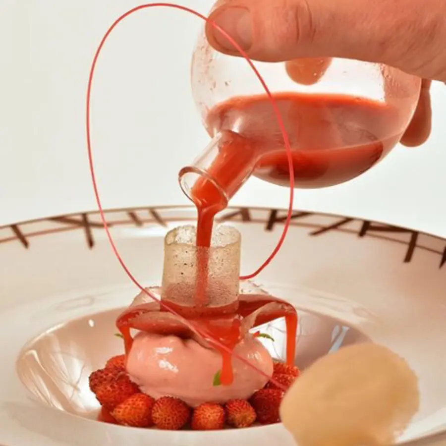 creation thumb for Wild strawberries “Carrousel”