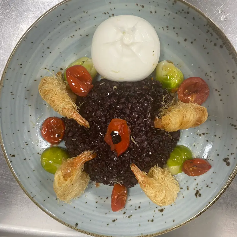 creation thumb for Balck bean shrimpy buratta salad
