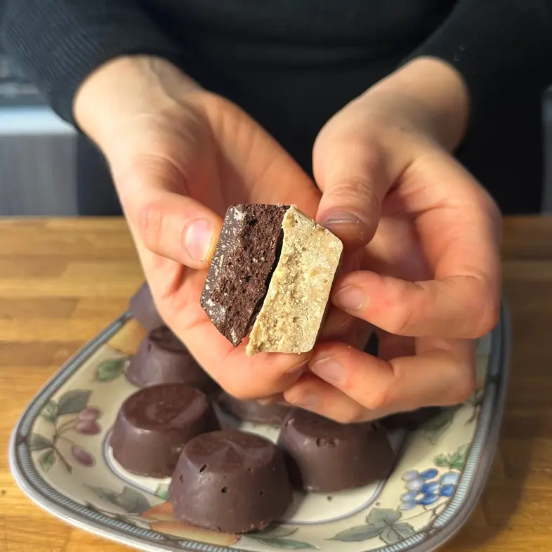 creation thumb for Bonbons with Cookie Crumbs (Vegan)