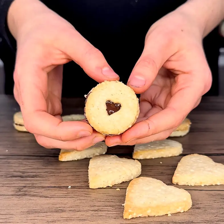 creation thumb for Sesame cardamom cookies vegan gluten free