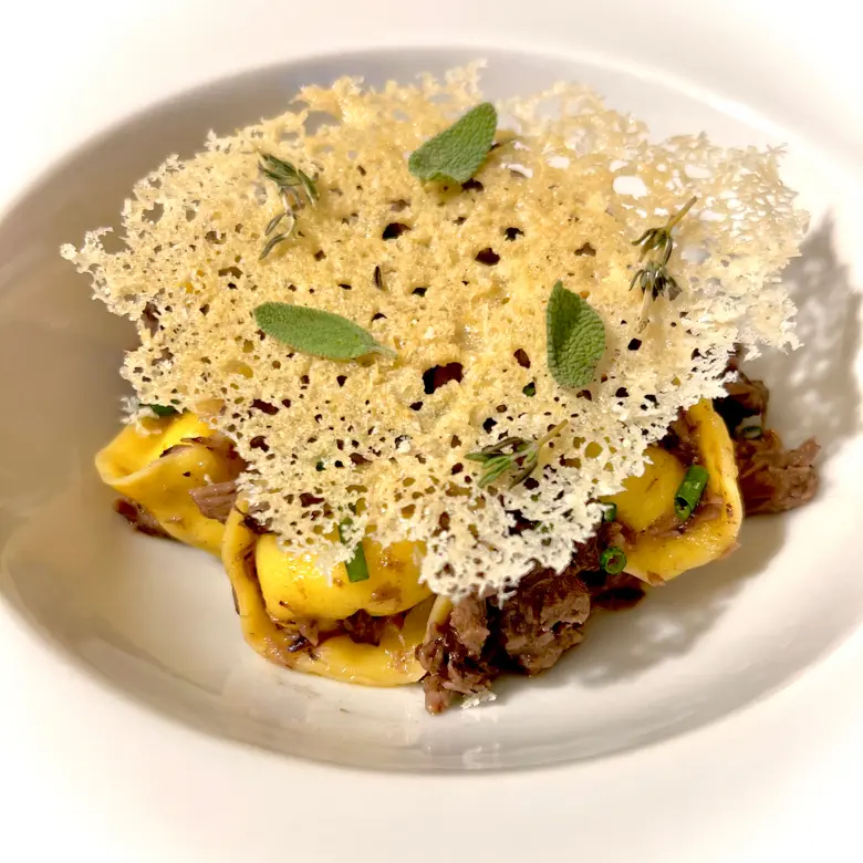 creation thumb for Tortelli con cappello del prete 