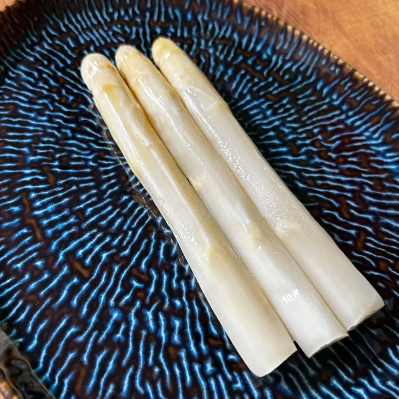 creation thumb for Fermented Asparagus ⚪️