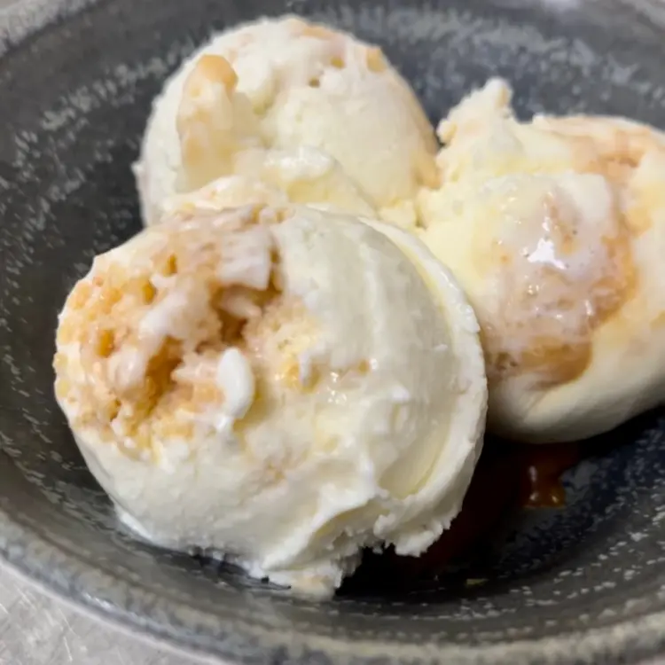 creation thumb for Cheesecake and caramel ice cream