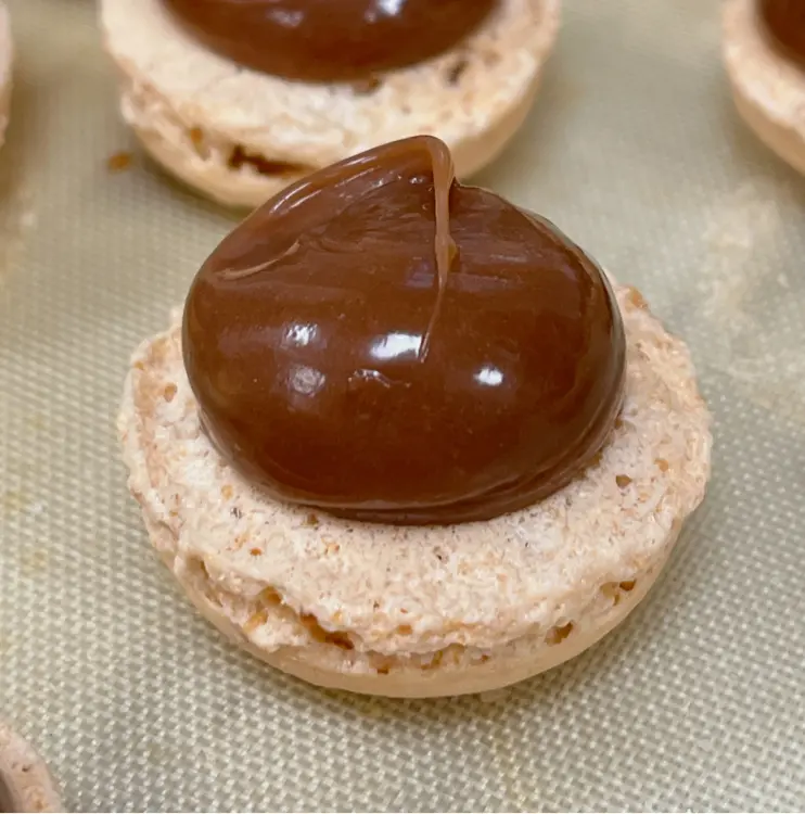 creation thumb for Milk chocolate and caramel ganache