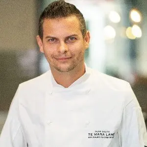 Lee Ladislav Poustevnik