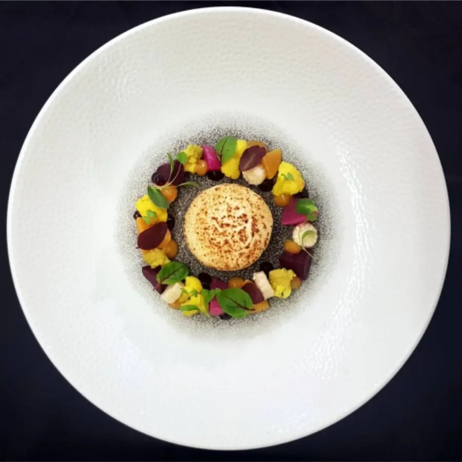 creation thumb for Local Goat's cheese, pickled veg, beet & piccallili gel, simple and tasty 🐐🇬🇧