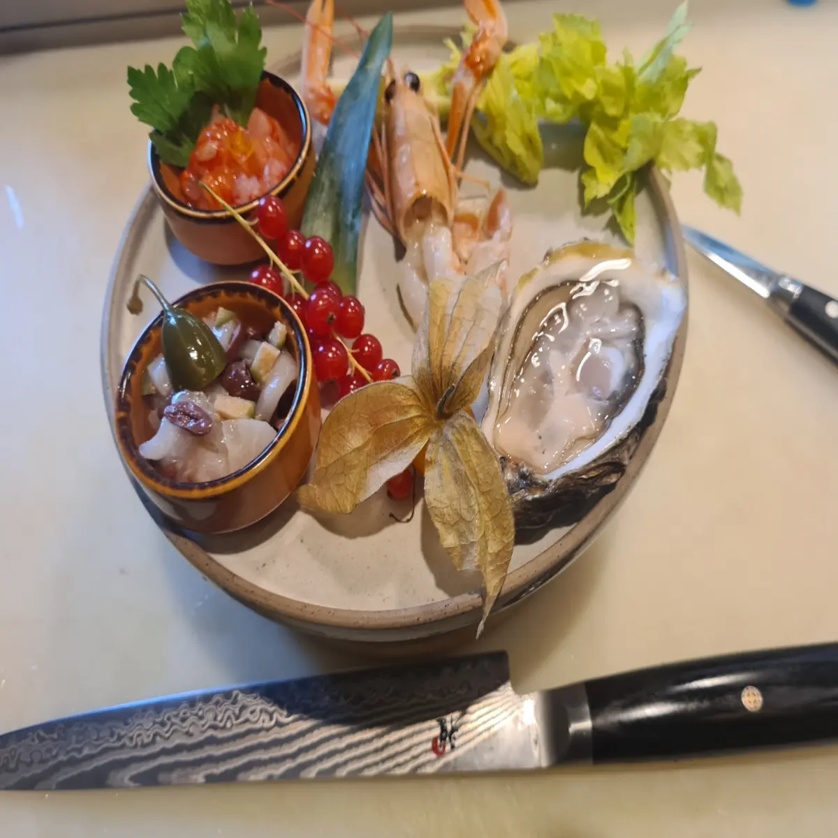 creation thumb for Mix raw sea foods