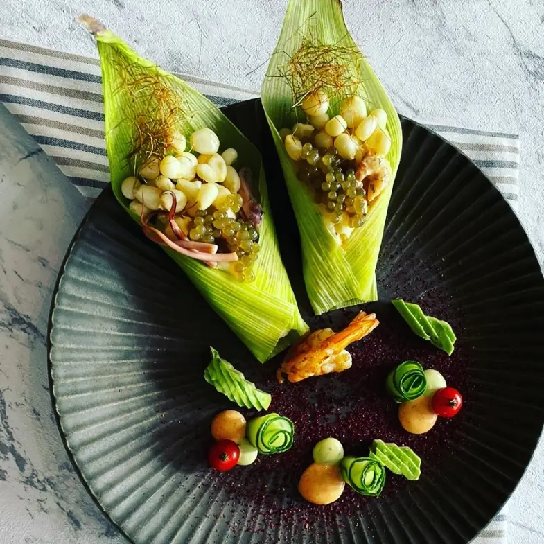 creation thumb for Ingredients: seafood and tender corn wrapped