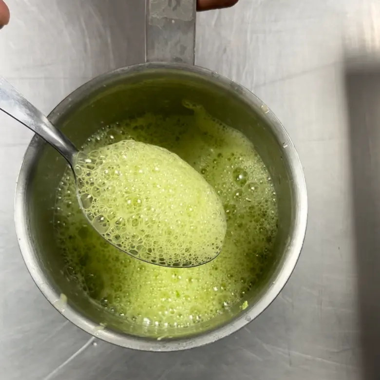 creation thumb for Leeks beurre blanc - Beurre blanc with leek