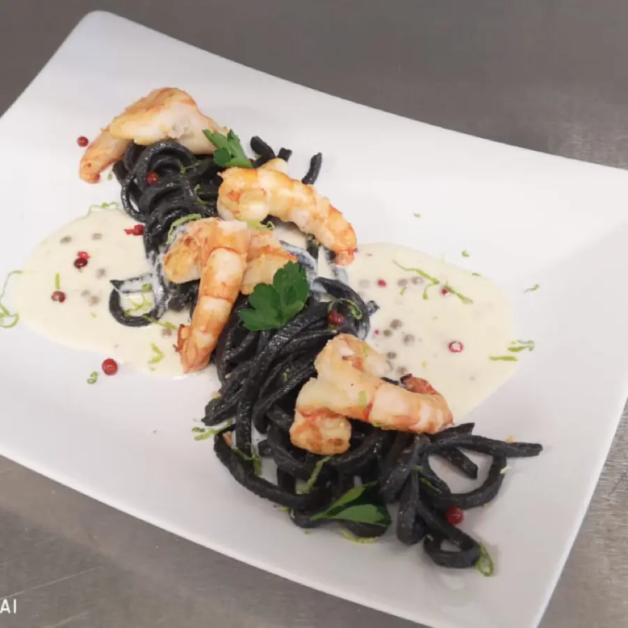 creation thumb for Tiger Garnelen / Seppianudeln / Proseccoschaum 😁🍾