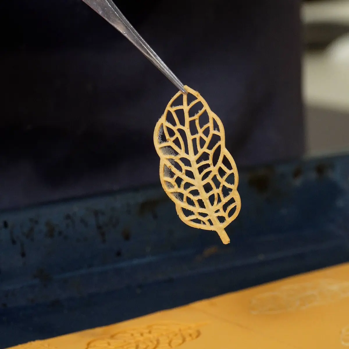 creation thumb for Caramelised onion tuille