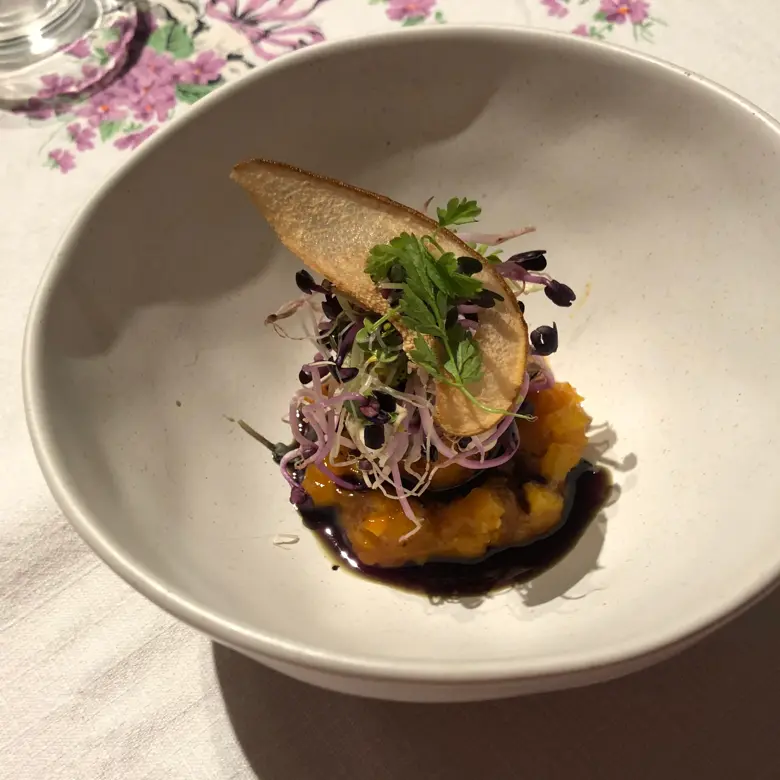 creation thumb for Caramelized goat cheese, sweet and sour pumpkin, pear chutney