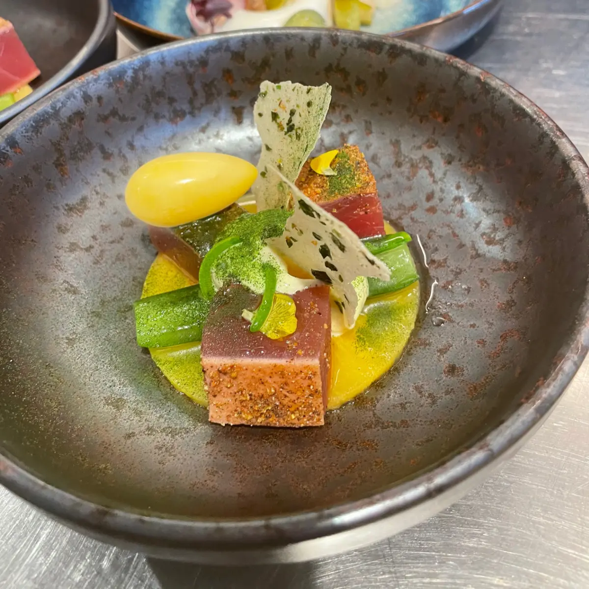 creation thumb for Tuna-calamansi-hollandaise