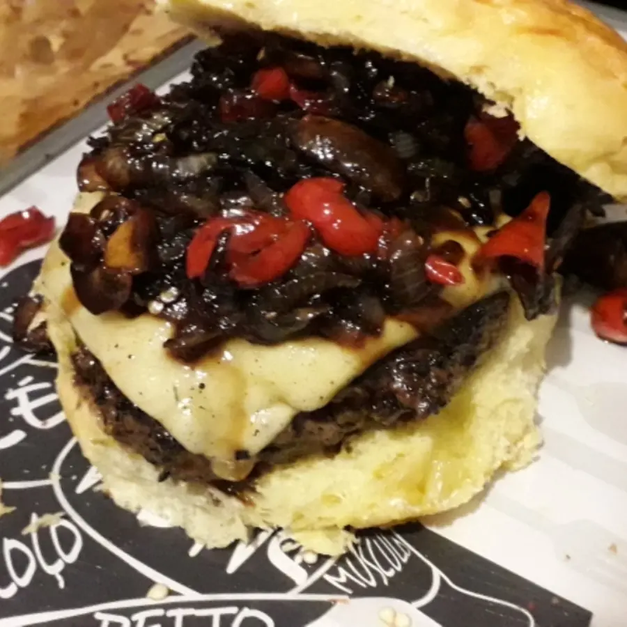 creation thumb for Burger with peppers and caramelized onion and mushroom.