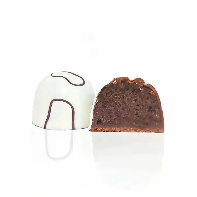 creation thumb for Oreo Cheesecake Filling Bonbons