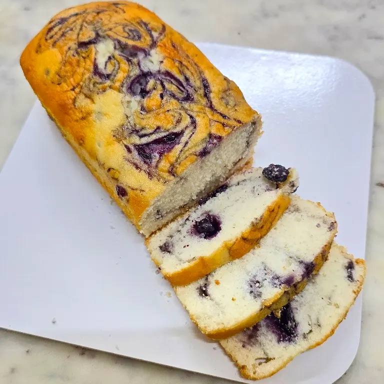 creation thumb for Eggless Blueberry Teacake