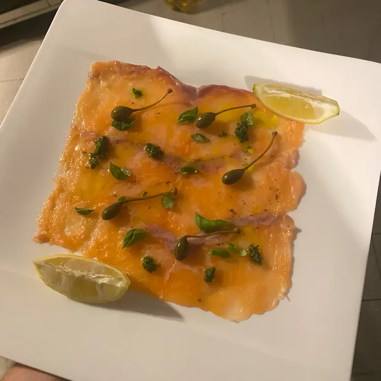 creation thumb for Salmon carpaccio