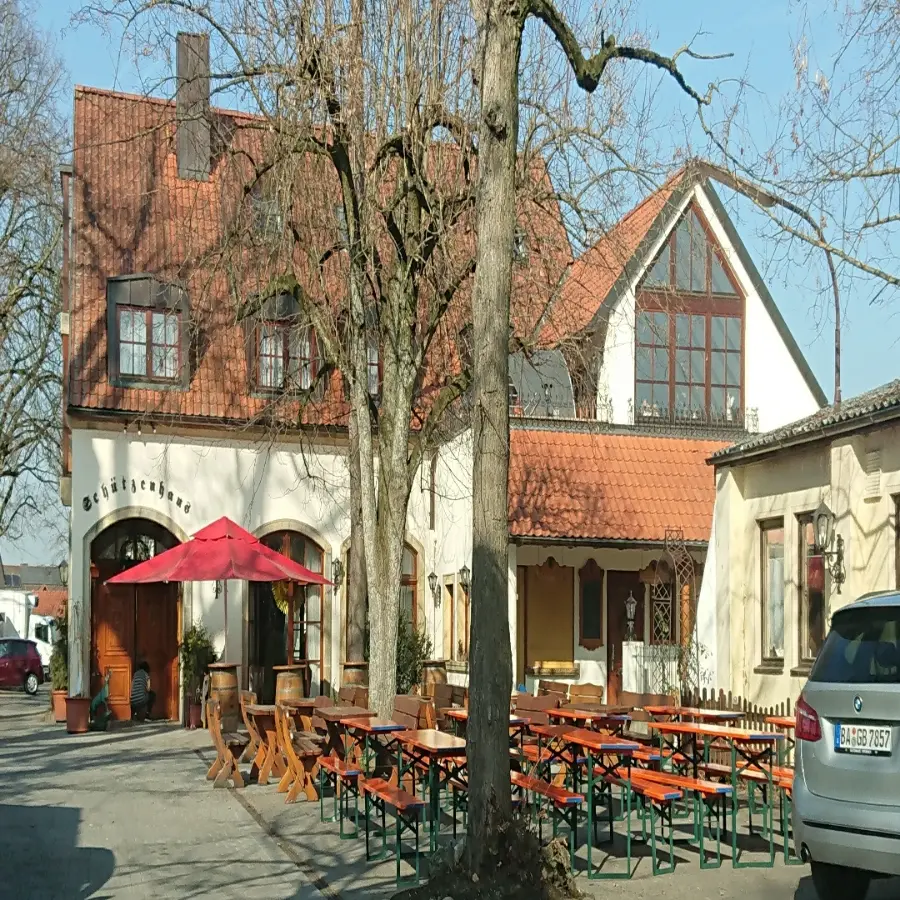 creation thumb for Küchenhilfe von fränkischem Brauerei-Gasthof gesucht