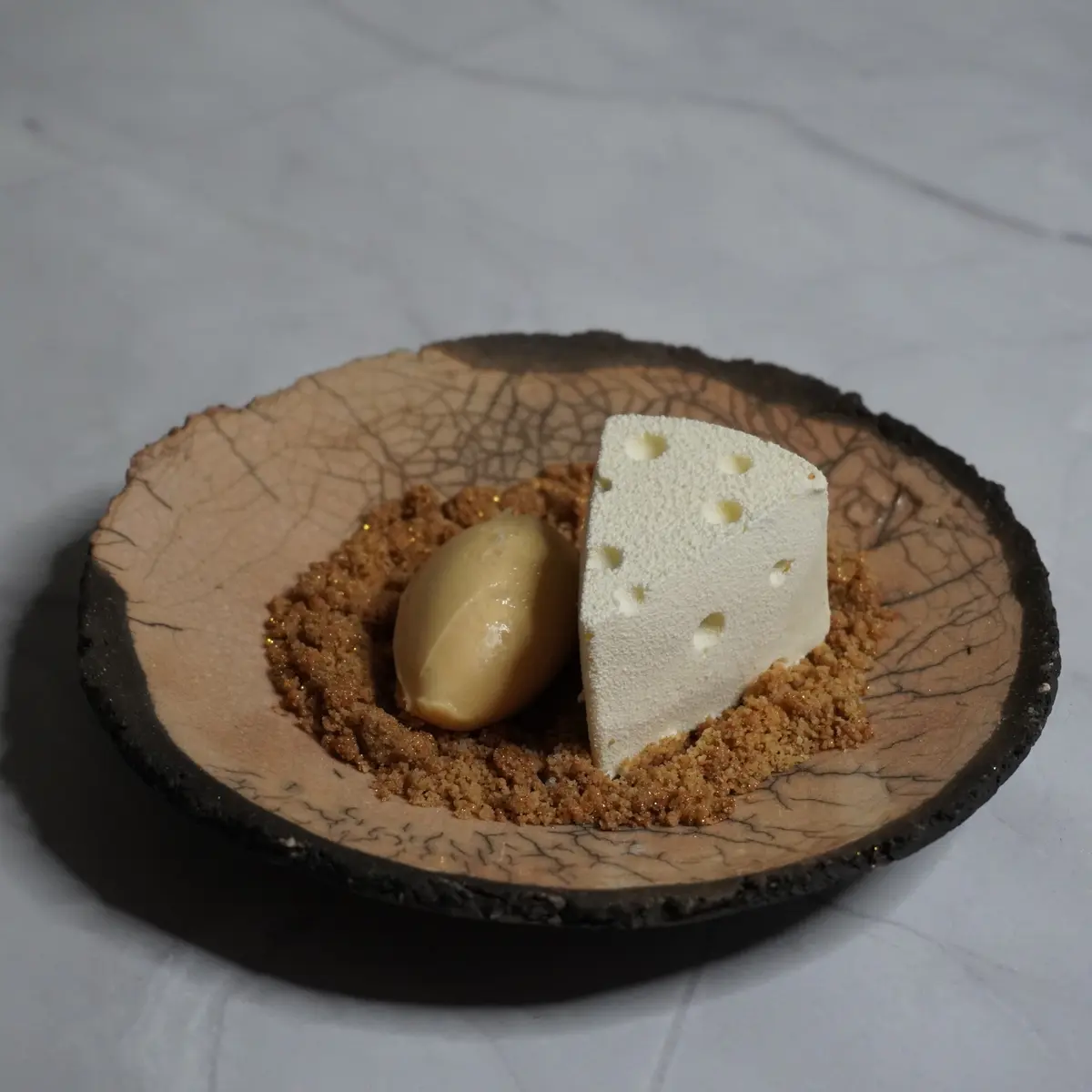 creation thumb for "Käsekuchen", Gesalzene Karamelleis, Glutenfreier Streusel
